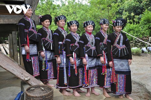Gìn giữ nét văn hóa độc đảo của dân tộc Lự ở Lai Châu - ảnh 1