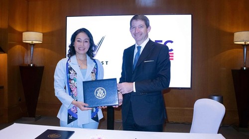 Tập đoàn Tài chính Phát triển quốc tế Mỹ ký Ý định thư tài trợ 500 triệu USD cho VinFast - ảnh 1