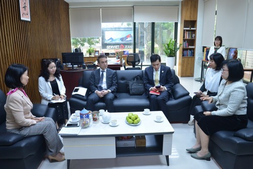 Đại sứ Thái Lan tại Việt Nam thăm Ban đối ngoại Đài TNVN VOV5 - ảnh 2