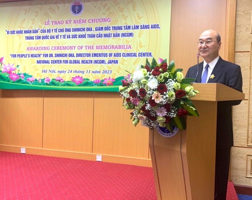 GS, TS Oka Shinichi: Tôi tự hào vì được đóng góp cho ngành y tế Việt Nam - ảnh 1