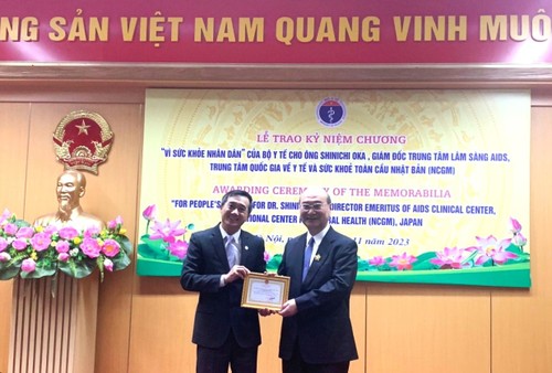GS, TS Oka Shinichi: Tôi tự hào vì được đóng góp cho ngành y tế Việt Nam - ảnh 2