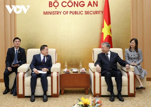 Bộ trưởng Tô Lâm tiếp Trưởng Cơ quan đại diện Bộ Công an Lào tại Việt Nam - ảnh 1