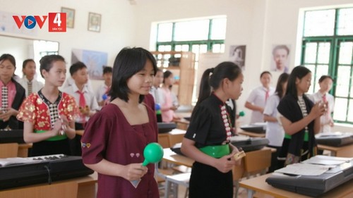 Điện Biên: Giữ gìn, phát huy bản sắc văn hóa dân tộc từ trường học - ảnh 1