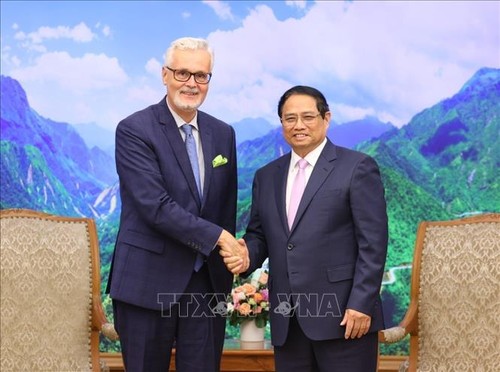 Thủ tướng Phạm Minh Chính tiếp Đại sứ Đức, Guido Hildner tới chào từ biệt - ảnh 1
