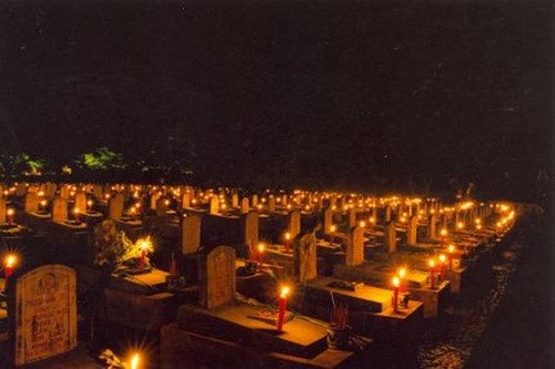 Посещение военного кладбища Чыонгшон в июльские дни - ảnh 1