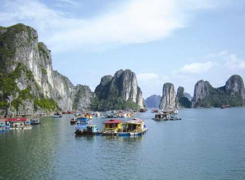 Вьетнамцы предпочитают внутренний туризм - ảnh 1