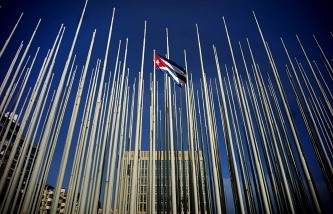 ГА ООН приняла резолюцию, осуждающую эмбарго в отношении Кубы  - ảnh 1
