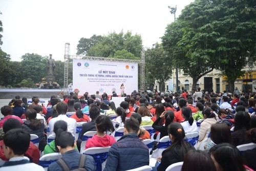 Во Вьетнаме прошёл митинг, посвященный борьбе против устойчивости к антибиотикам  - ảnh 1