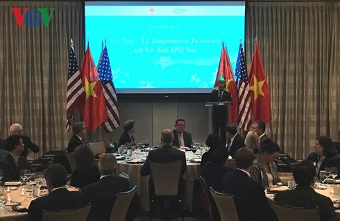 Посольство СРВ в США устроило банкет в честь развития вьетнамо-американских отношений  - ảnh 1