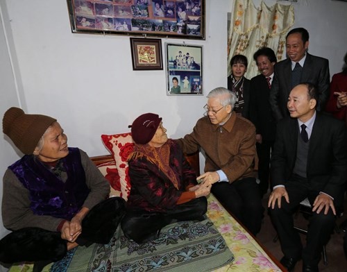 Генеральный секретарь ЦК КПВ посетил провинцию Тхайбинь с рабочим визитом - ảnh 1