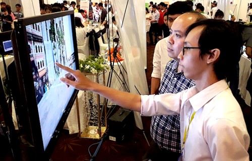 Вьетнамские компании осуществляют цифровую транформацию на основе платформы Make in Vietnam - ảnh 1