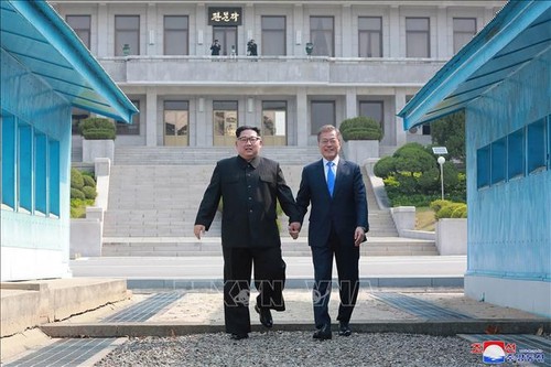 Сеул сообщил о готовности обсудить с Пхеньяном любые вопросы - ảnh 1