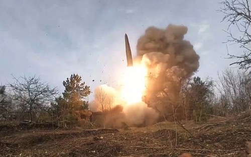 В России начался второй этап учений с тактическим ядерным оружием - ảnh 1