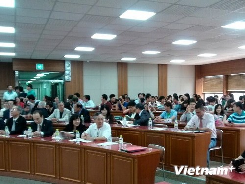 爱越南韩国人协会谴责中国在越南主权海域非法定位钻井平台 - ảnh 1