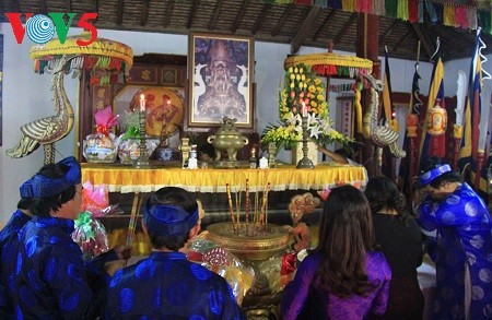 2017丁酉年雄王祭祖活动在越南全国各地举行 - ảnh 2