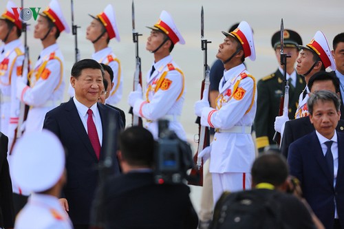 中共中央总书记、国家主席习近平开始对越南进行国事访问 - ảnh 1