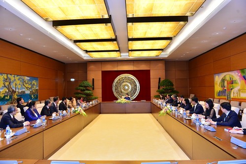 阮氏金银会见出席第三届东盟妇女工作部长会议的各国代表团团长 - ảnh 1