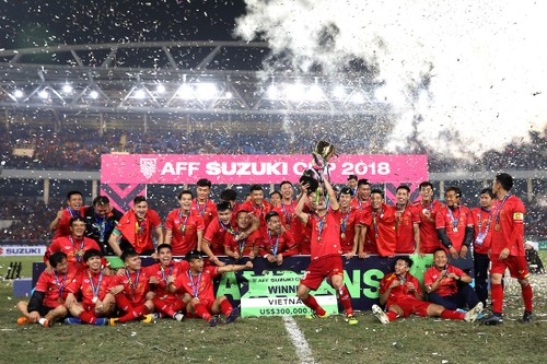 夺得2018年铃木杯东南亚足球锦标赛冠军越南队获重奖 - ảnh 1