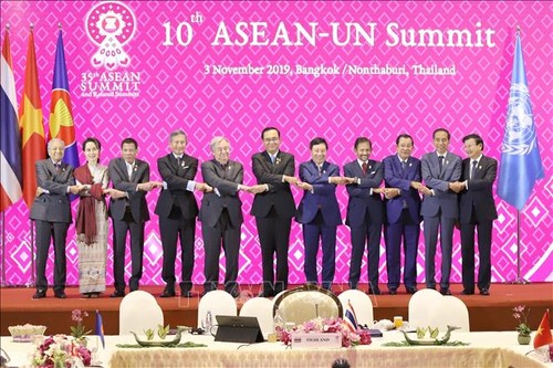第十届东盟-联合国领导人会议在泰国举行 - ảnh 1