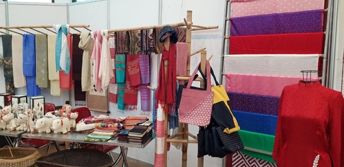 越南人社会生活中的丝绸纺织业 - ảnh 1