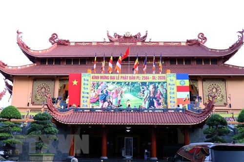 越南佛教教会呼吁僧侣佛子团结抗击疫情 - ảnh 1