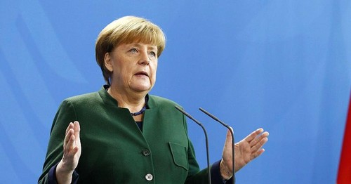 អធិការបតីអាល្លឺម៉ង់ លោកស្រី A. Merkel ធ្វើទស្សនកិច្ចនៅជំរុំប្រមូលផ្តុំ Auschwitz - ảnh 1