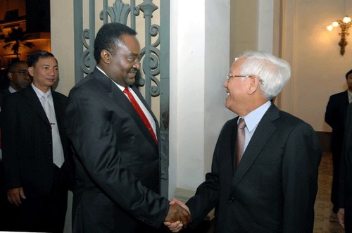 Phó Tổng thống Angola thăm các tỉnh phía Nam - ảnh 1
