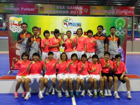 Đội tuyển futsal nữ Việt Nam vô địch Đông Nam Á - ảnh 1