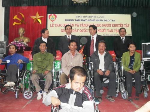 Hà Nội: Kỷ niệm ngày quốc tế người tàn tật - ảnh 1