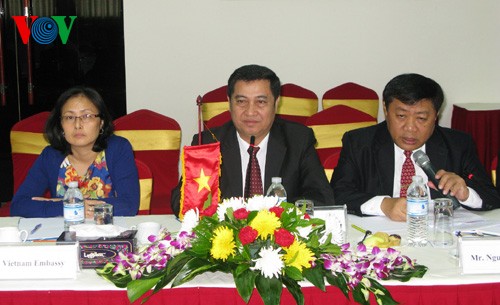 Việt Nam và Lào tăng cường công tác dân tộc  - ảnh 1