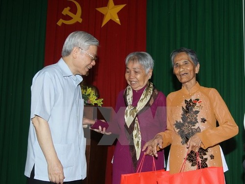 Tổng Bí thư Nguyễn Ph­ú Trọng làm việc với lãnh đạo tỉnh Sóc Trăng - ảnh 1