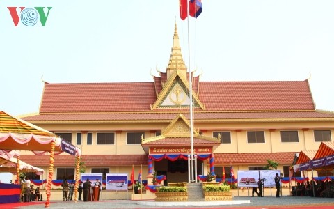 Việt Nam hỗ trợ Campuchia xây dựng trường công binh - ảnh 1