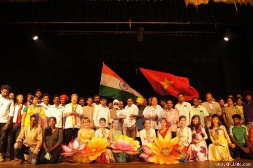Việt Nam, Ấn Độ tăng cường hợp tác vì hòa bình và thịnh vượng  - ảnh 1