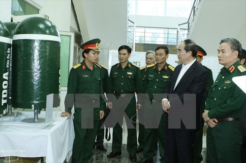Chủ tịch Ủy ban Mặt trận tổ quốc Việt Nam làm việc với Viện Khoa học - Công nghệ Quân sự - ảnh 1
