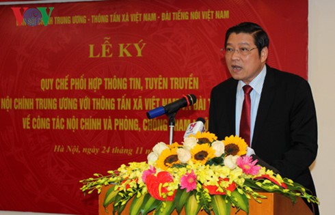 Ký kết quy chế phối hợp giữa Ban Nội chính Trung ương với Đài Tiếng nói Việt Nam và Thông tấn xã VN - ảnh 1