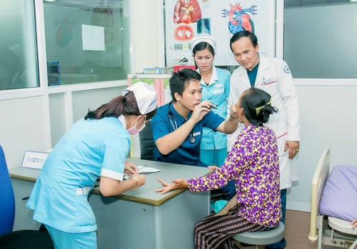 Bệnh viện Me Kong Quốc tế thành phố Siem Reap khám chữa bệnh miễn phí cho người Việt - ảnh 5
