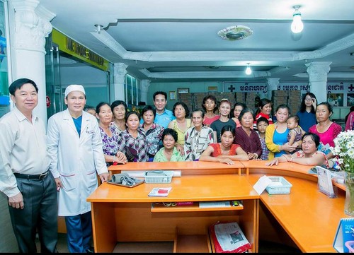 Bệnh viện Me Kong Quốc tế thành phố Siem Reap khám chữa bệnh miễn phí cho người Việt - ảnh 3