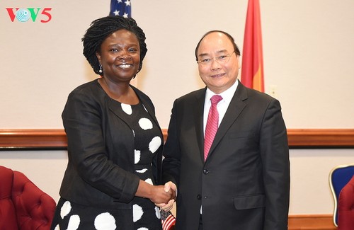 Các hoạt động của Thủ tướng Nguyễn Xuân Phúc tại Washington D.C nhân chuyến thăm chính thức Hoa Kỳ - ảnh 2
