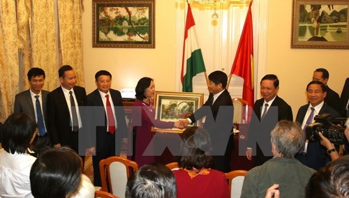 Tăng cường quan hệ giữa Đảng Cộng sản Việt Nam và Đảng Xã hội Hungary - ảnh 1