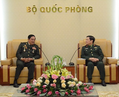 Đại tướng Ngô Xuân Lịch, Bộ trưởng Bộ Quốc phòng tiếp Đoàn Hội Cựu chiến binh Campuchia - ảnh 1