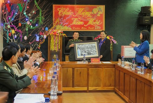  Phó Chủ tịch Thường trực Quốc hội Tòng Thị Phóng làm việc với lãnh đạo huyện Mường Nhé, Điện Biên - ảnh 3