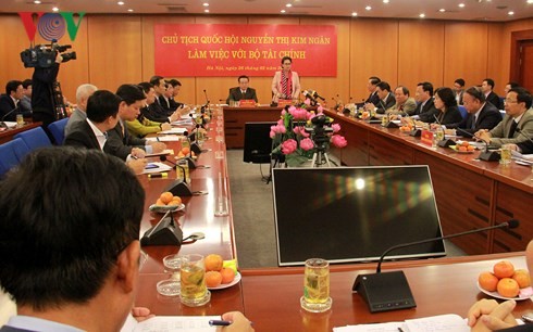 Chủ tịch Quốc hội Nguyễn Thị Kim Ngân làm việc với Bộ Tài chính - ảnh 1