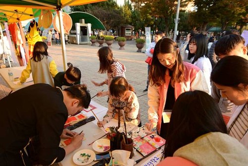 Tưng bừng Lễ hội văn hóa Việt Nam tại thành phố Daejeon lần thứ 5 - ảnh 10