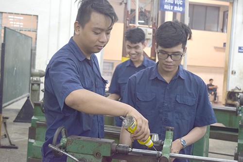 Đẩy mạnh tự chủ trong giáo dục nghề nghiệp Việt Nam - ảnh 1