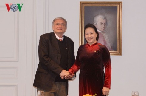 Hoạt động của Chủ tịch Quốc hội Nguyễn Thị Kim Ngân tại Pháp - ảnh 4