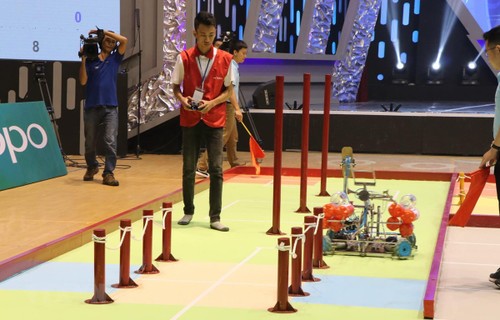 Khai mạc vòng chung kết cuộc thi sáng tạo robot Việt Nam năm 2019 - ảnh 1