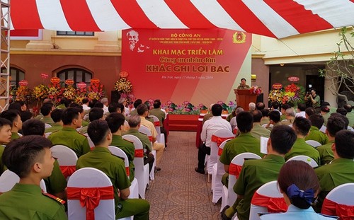 Các hoạt động hướng tới kỷ niệm 129 năm ngày sinh Chủ tịch Hồ Chí Minh - ảnh 3