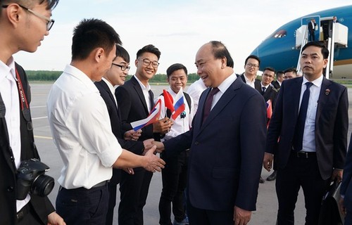 Thủ tướng Nguyễn Xuân Phúc đến Saint Petersburg, bắt đầu thăm chính thức Liên bang Nga - ảnh 4