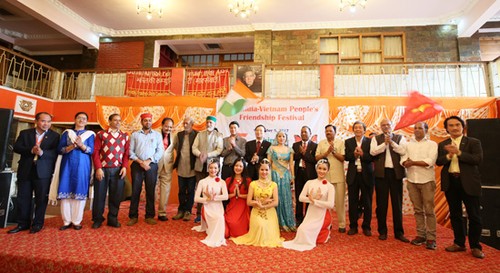 Liên hoan hữu nghị nhân dân Việt Nam - Ấn Độ - ảnh 1