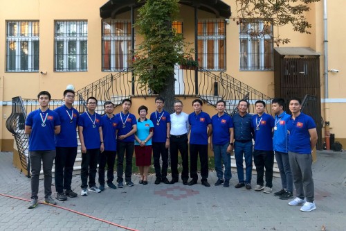 Việt Nam đứng thứ 5 tại Kỳ thi Thiên văn và Vật lý thiên văn quốc tế - ảnh 1